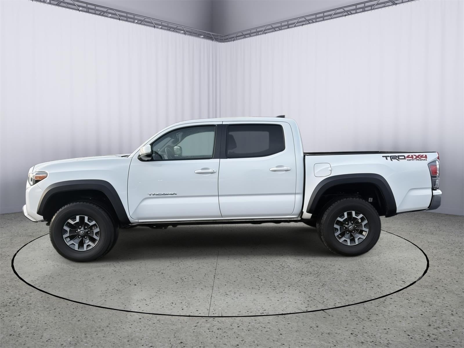 2022 Toyota Tacoma 4WD SR
