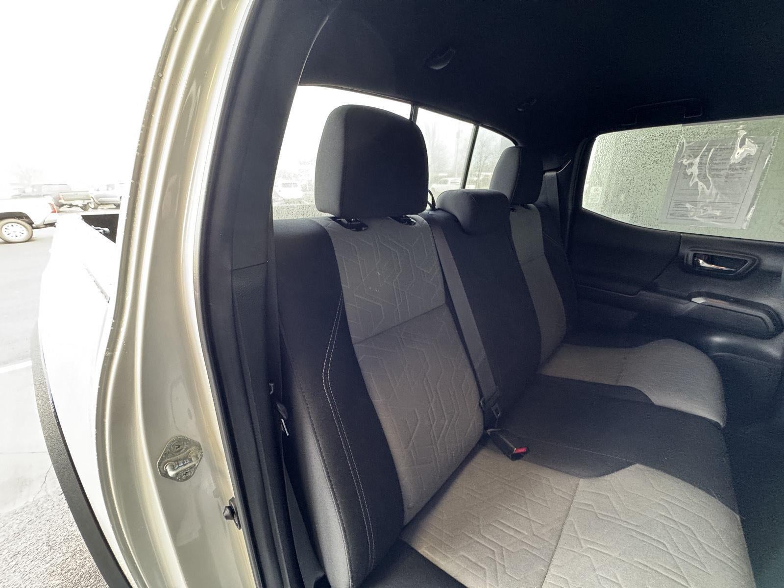 2022 Toyota Tacoma 4WD SR