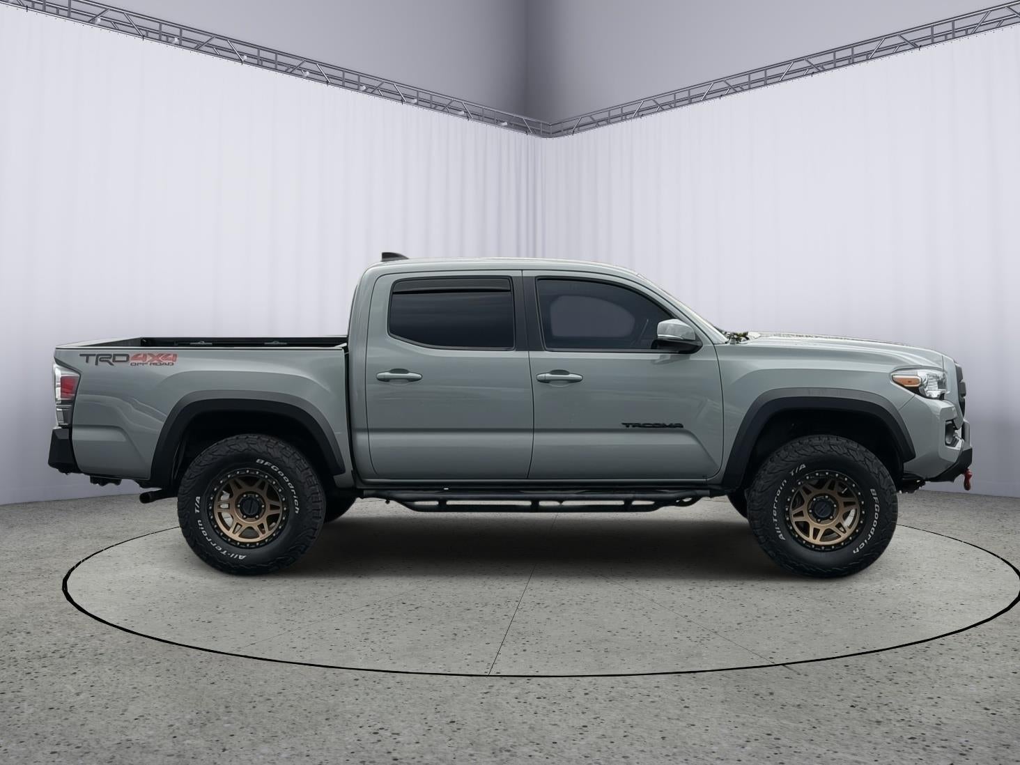 2022 Toyota Tacoma 4WD SR