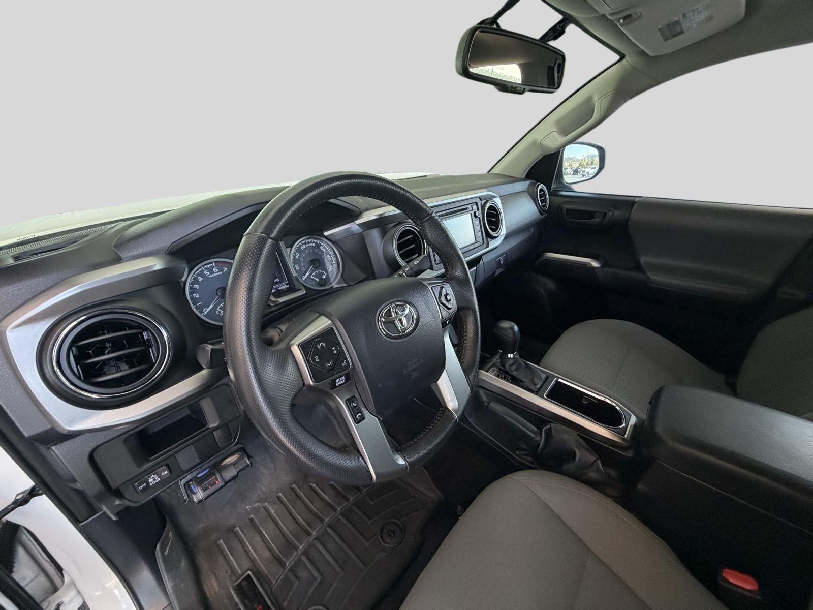 2017 Toyota Tacoma SR5