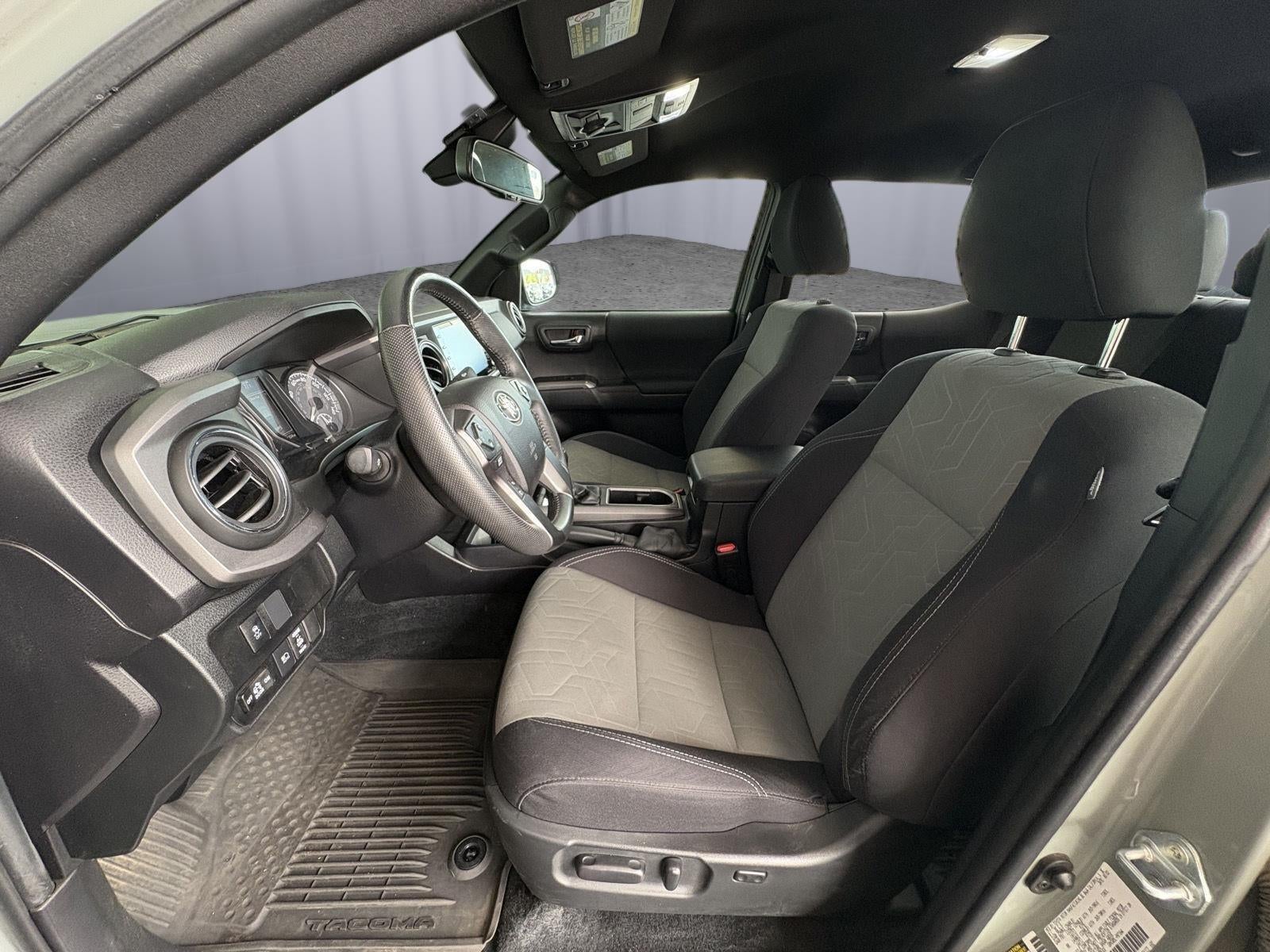 2022 Toyota Tacoma 4WD SR