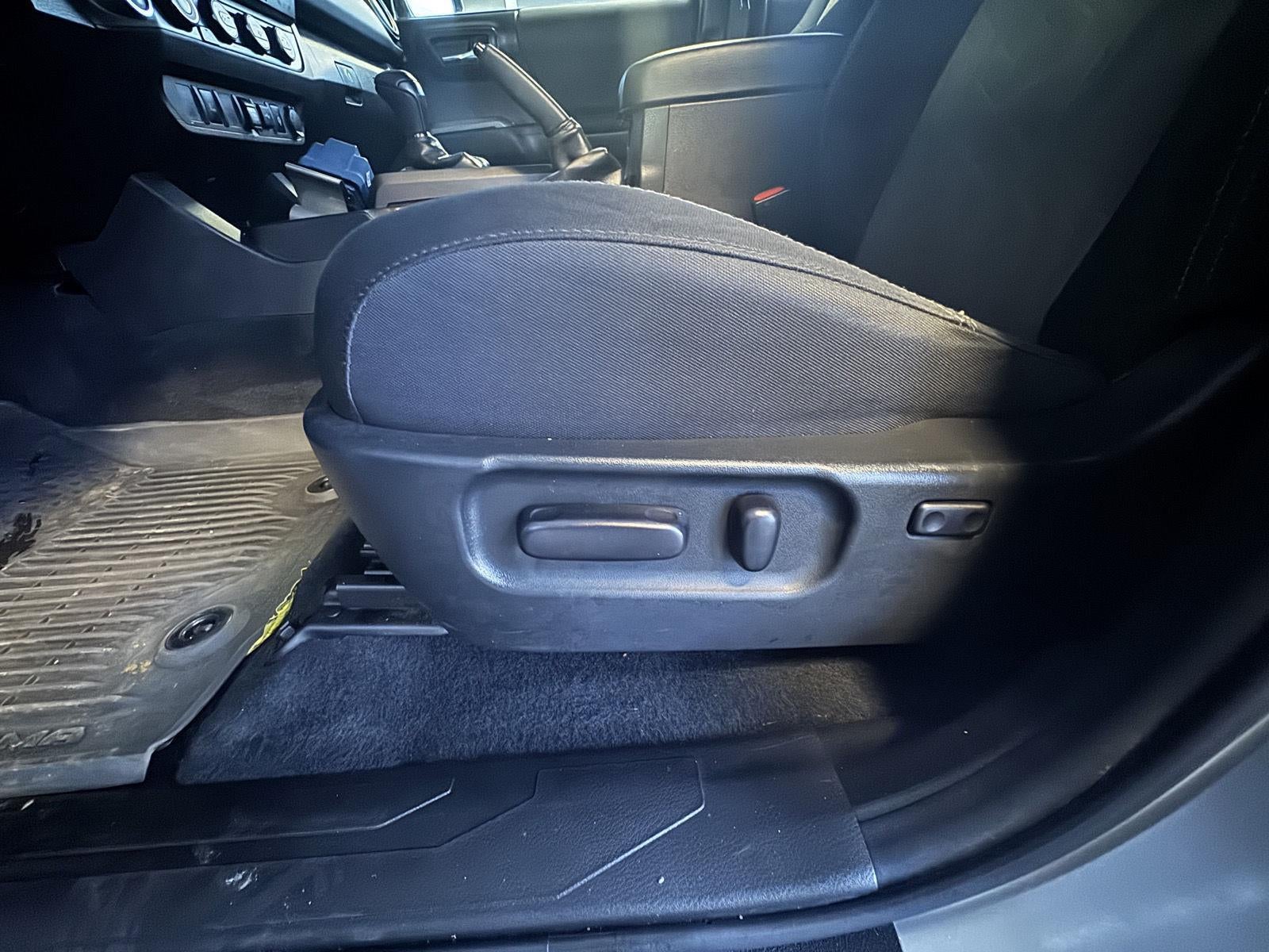 2023 Toyota Tacoma 4WD SR5