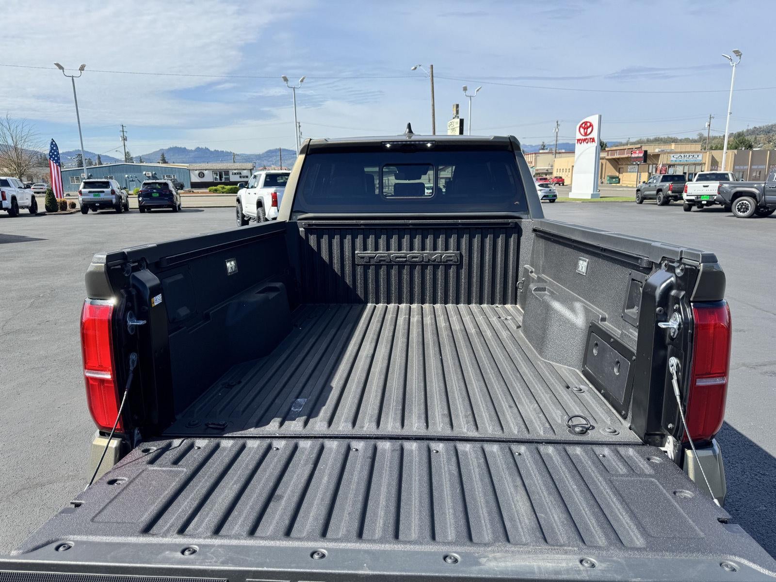 2024 Toyota Tacoma 4WD SR5