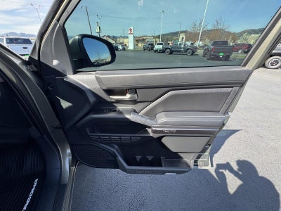 2024 Toyota Tacoma 4WD SR5