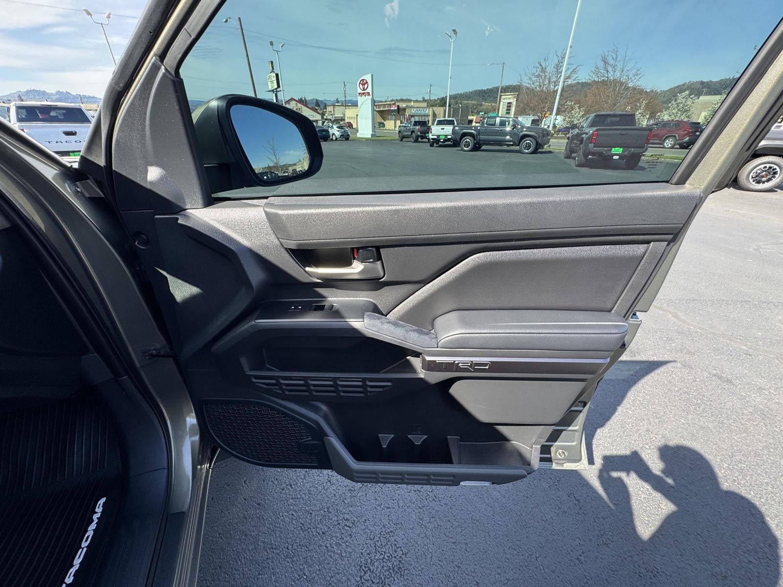 2024 Toyota Tacoma 4WD SR5