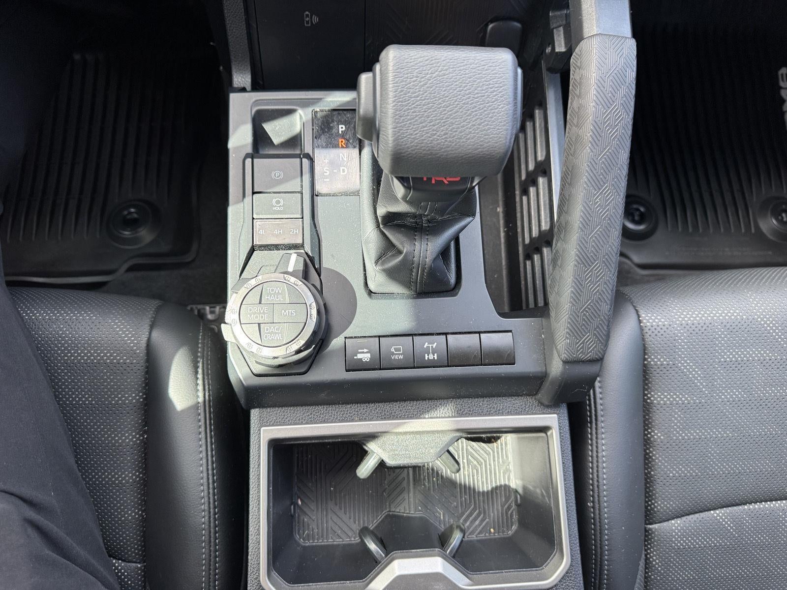 2024 Toyota Tacoma 4WD SR5