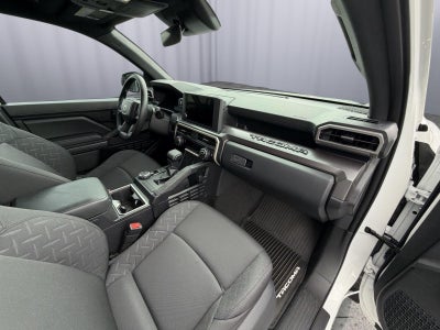 2026 Toyota Tacoma 4WD SR5