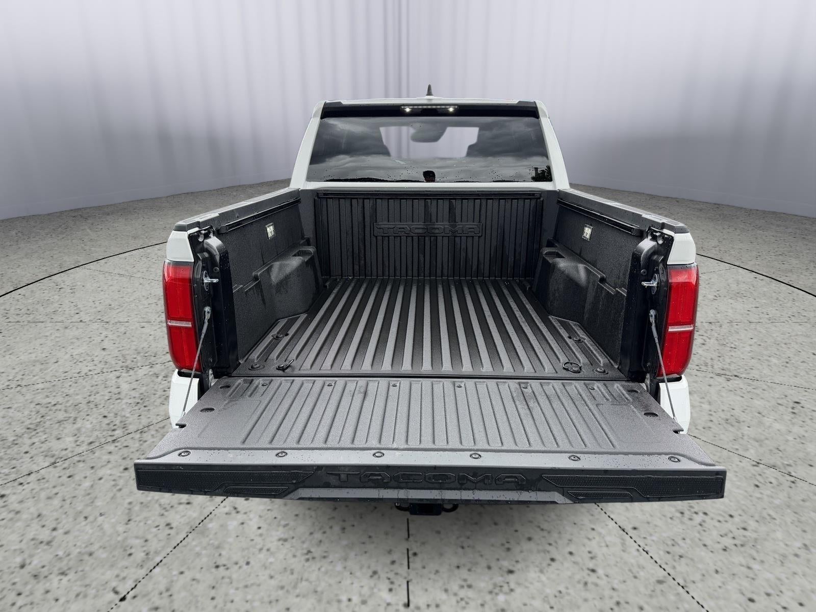 2026 Toyota Tacoma 4WD SR5
