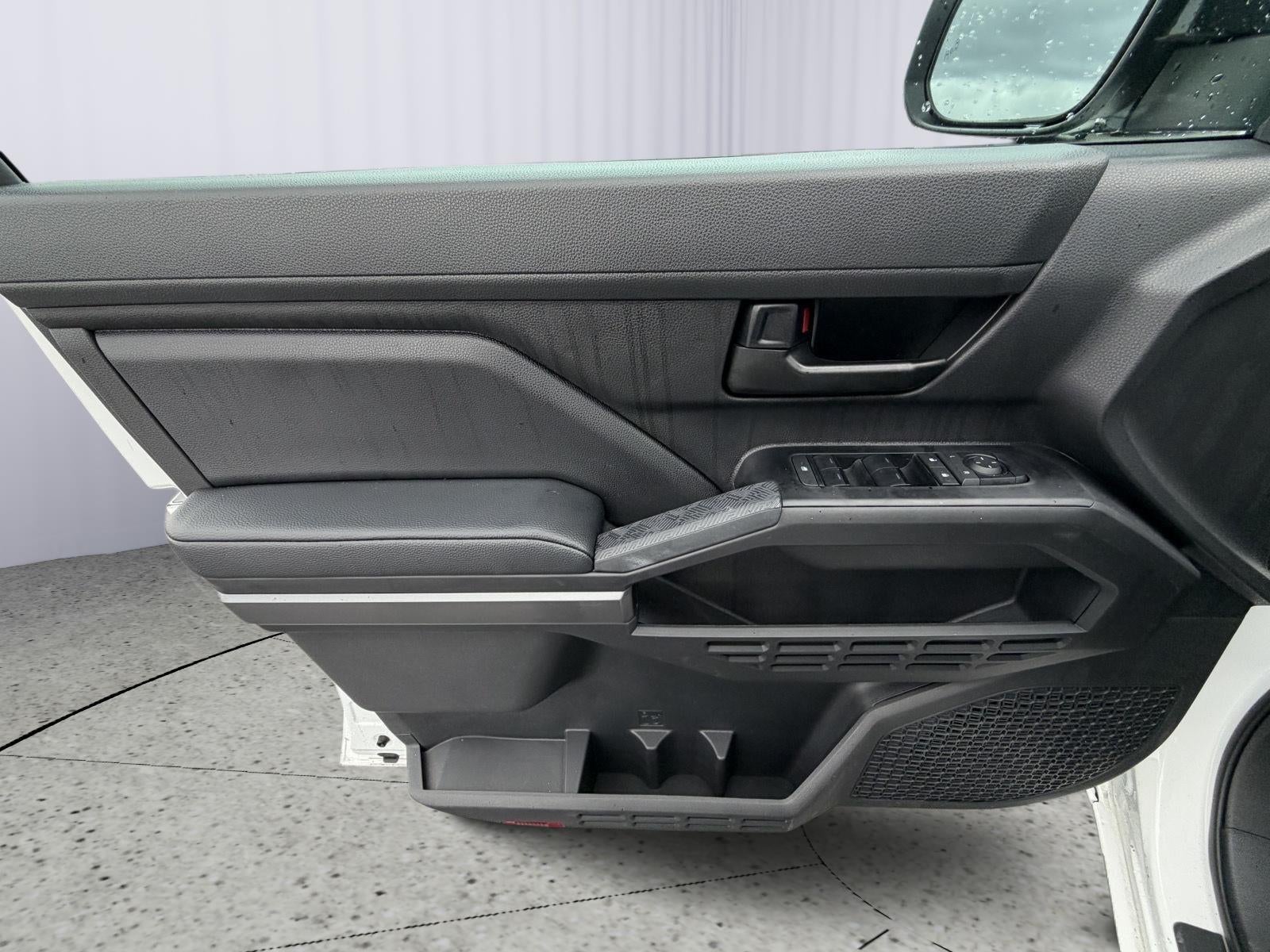 2026 Toyota Tacoma 4WD SR5