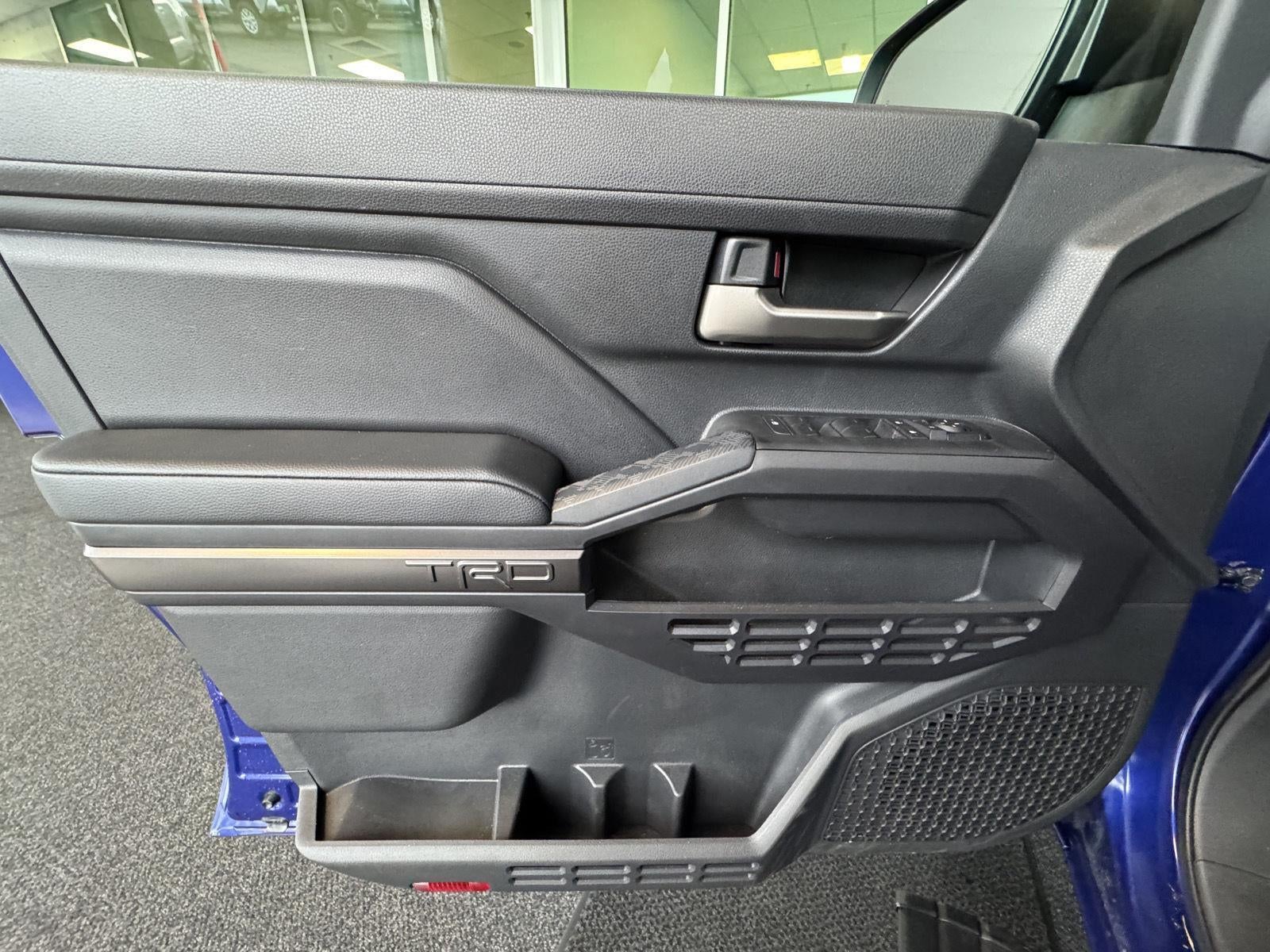 2025 Toyota Tacoma 4WD SR