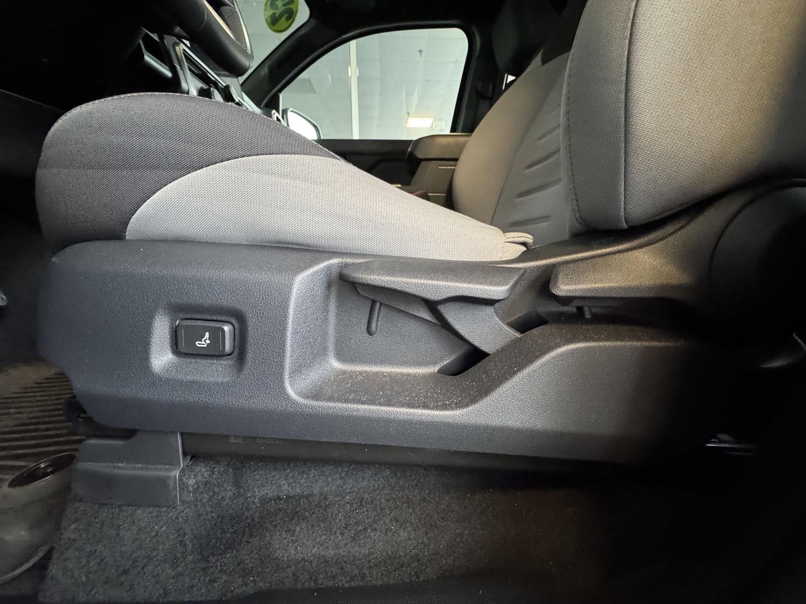 2025 Toyota Tacoma 4WD SR