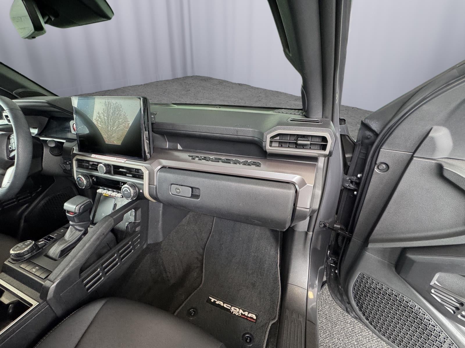 2025 Toyota Tacoma 4WD SR