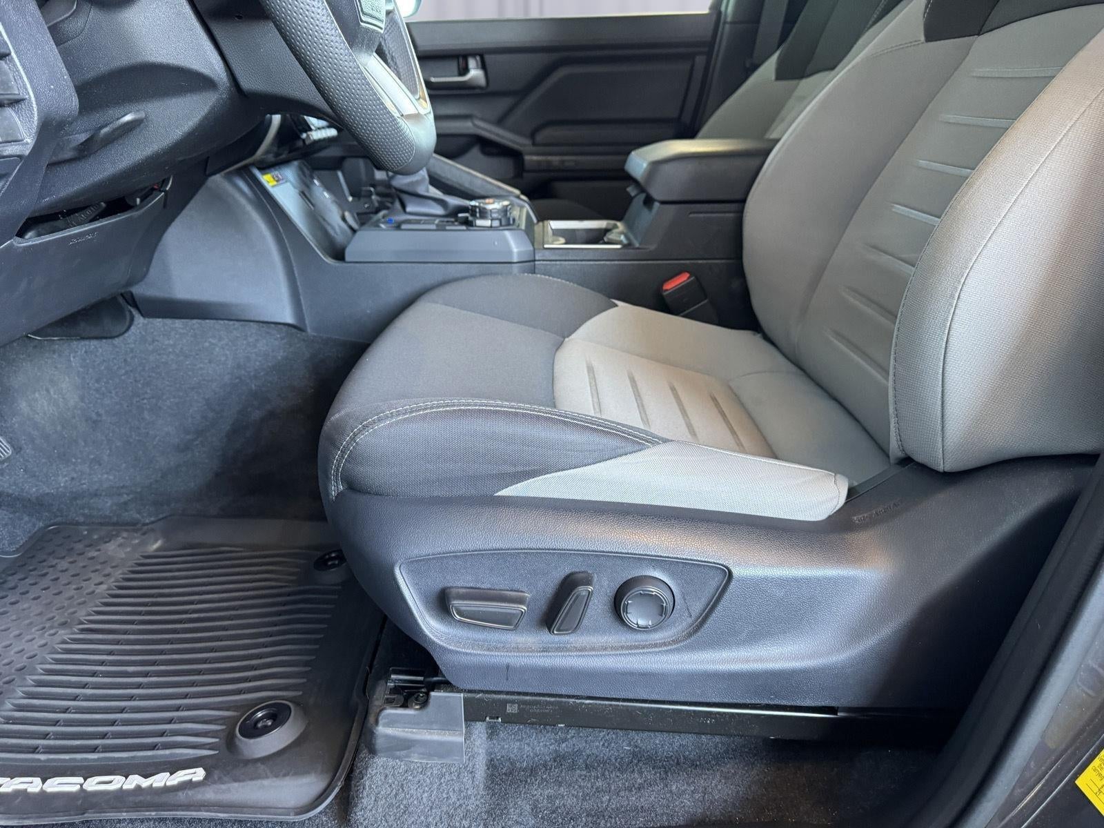 2026 Toyota Tacoma 4WD SR5