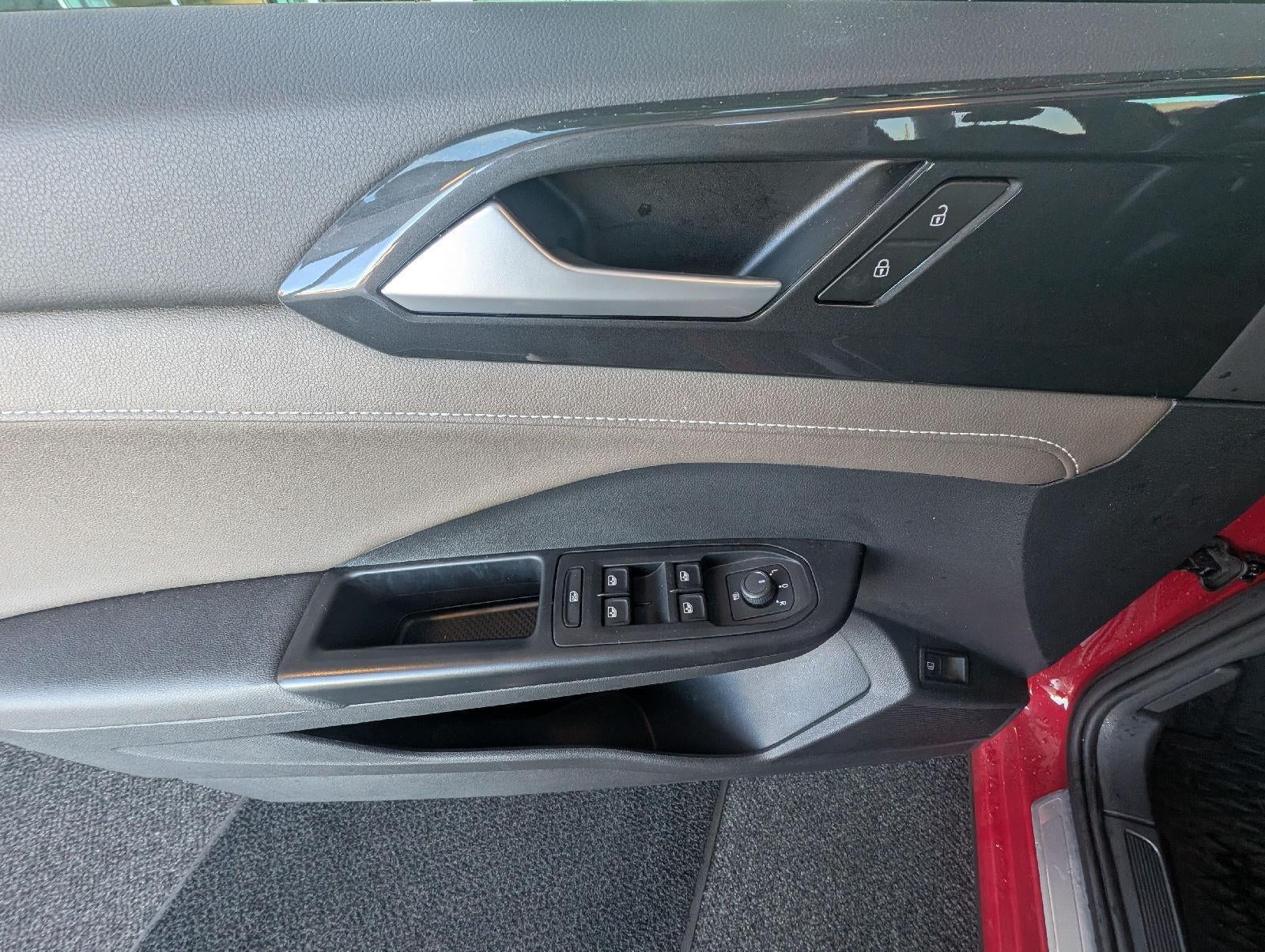 2022 Volkswagen Taos SEL