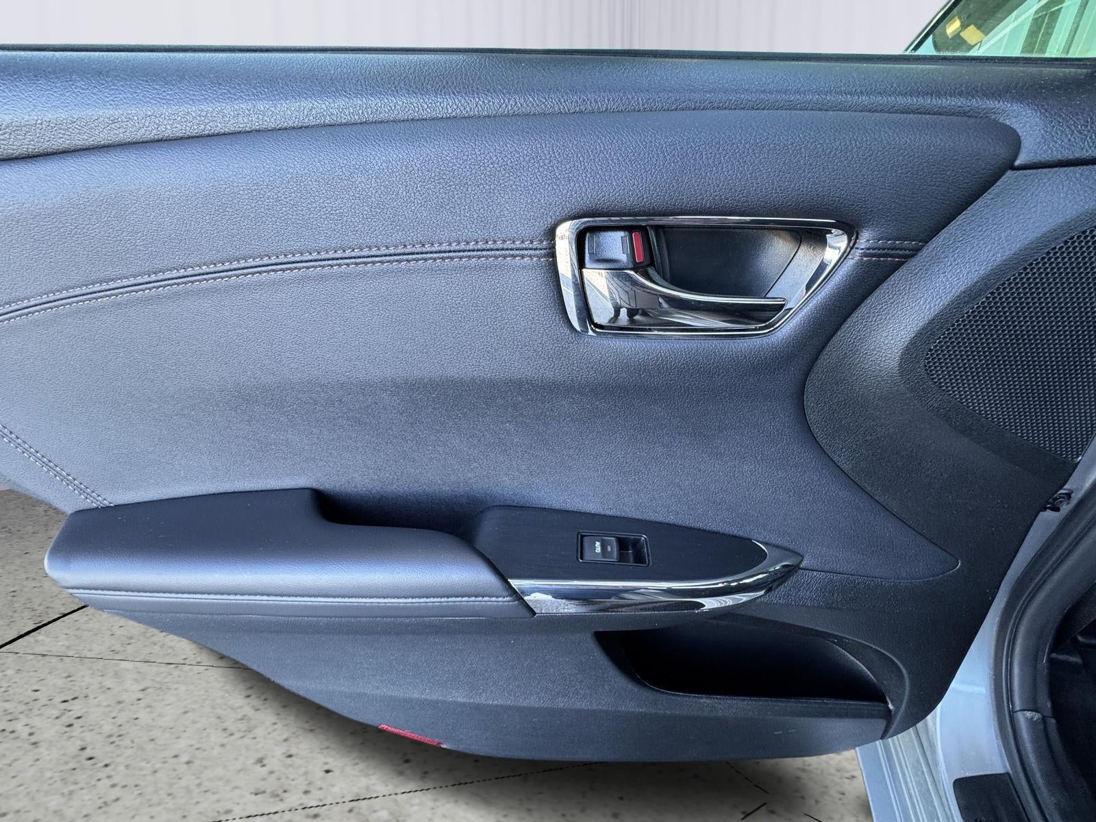2018 Toyota Avalon XLE
