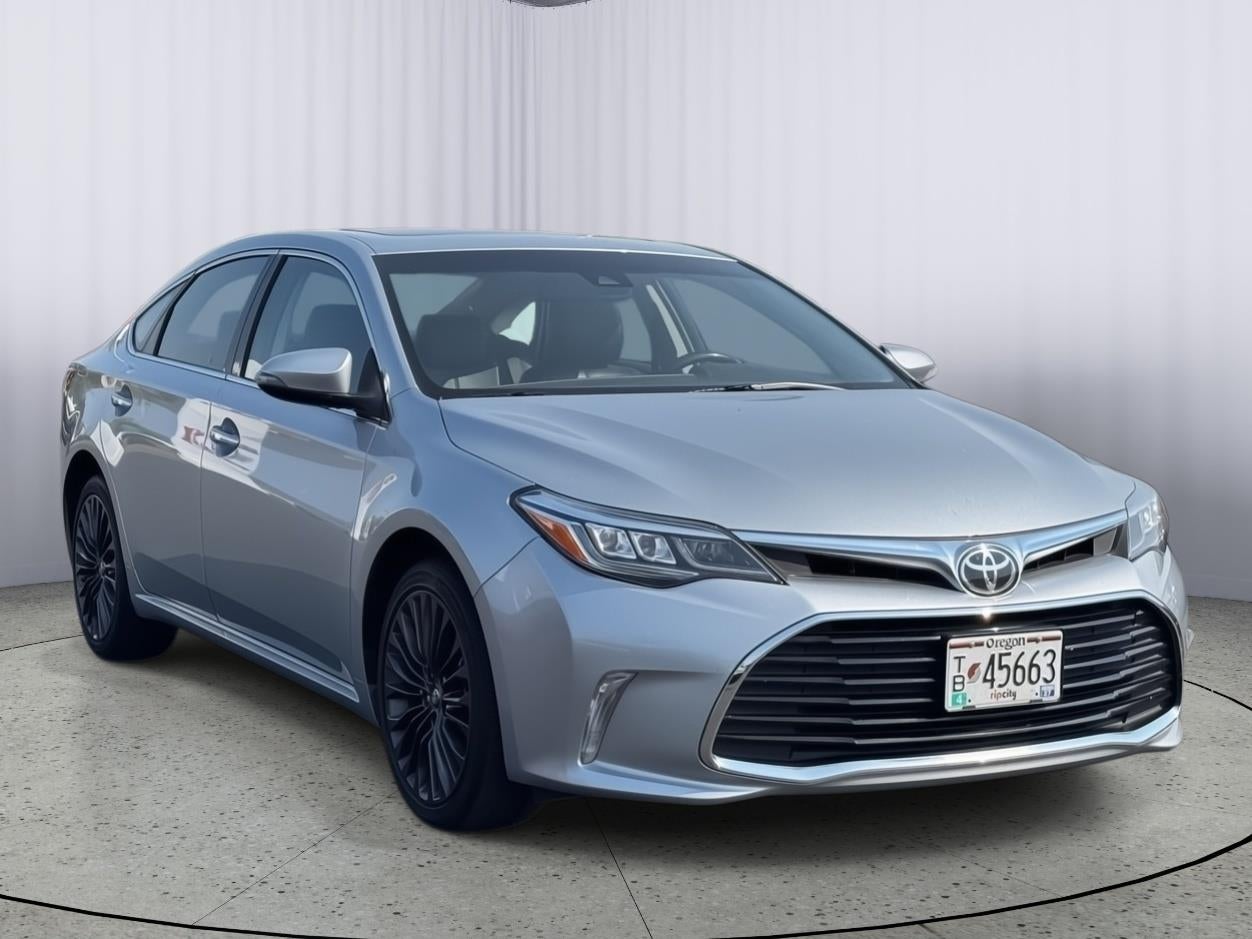 2018 Toyota Avalon XLE