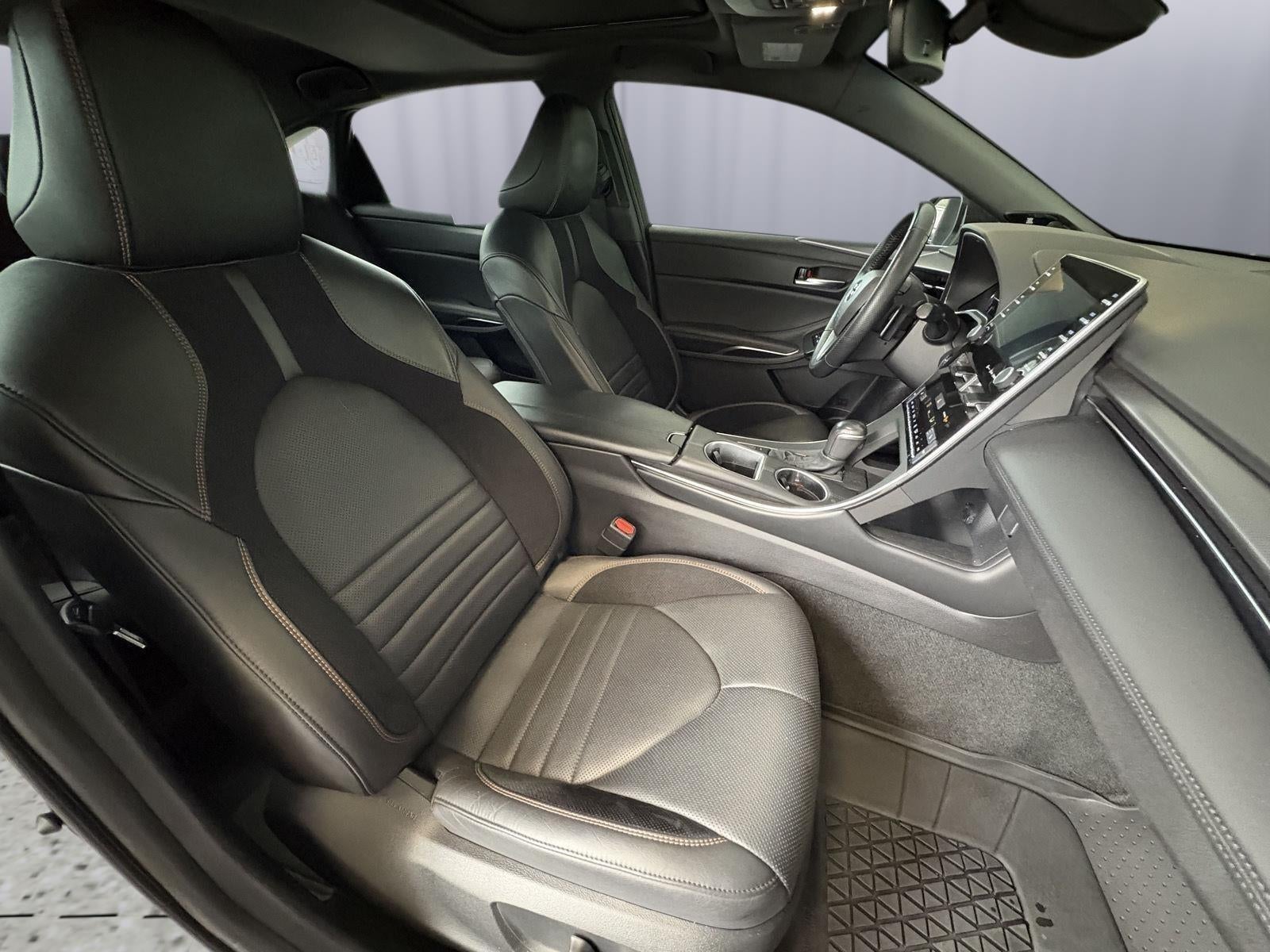 2022 Toyota Avalon Hybrid XSE Nightshade