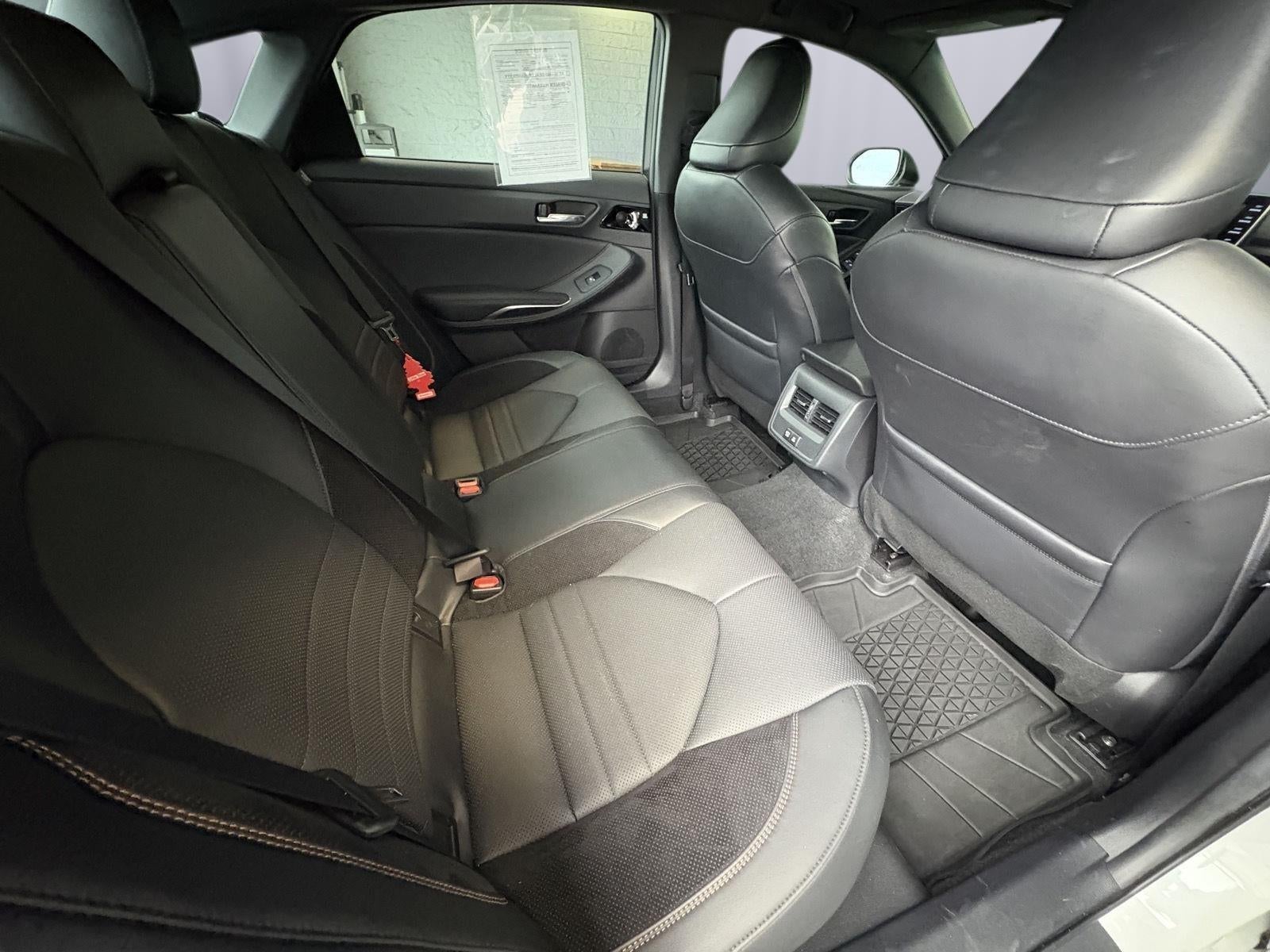 2022 Toyota Avalon Hybrid XSE Nightshade