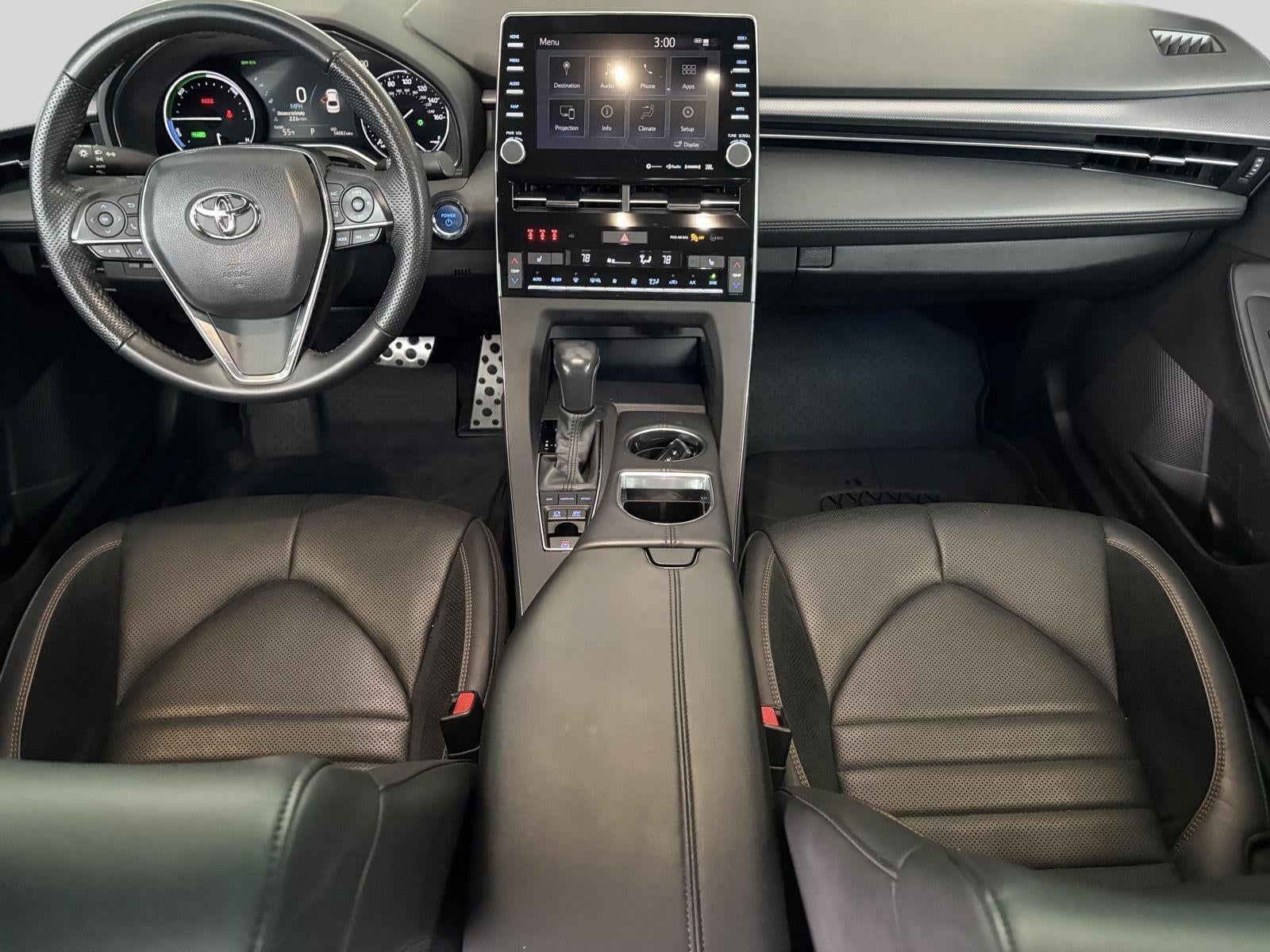 2022 Toyota Avalon Hybrid XSE Nightshade