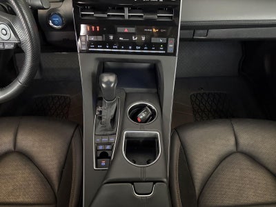 2022 Toyota Avalon Hybrid XSE Nightshade