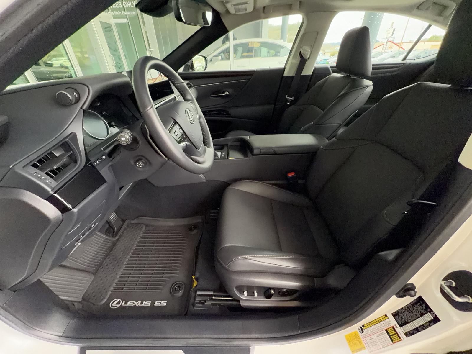 2025 Lexus ES ES 300h