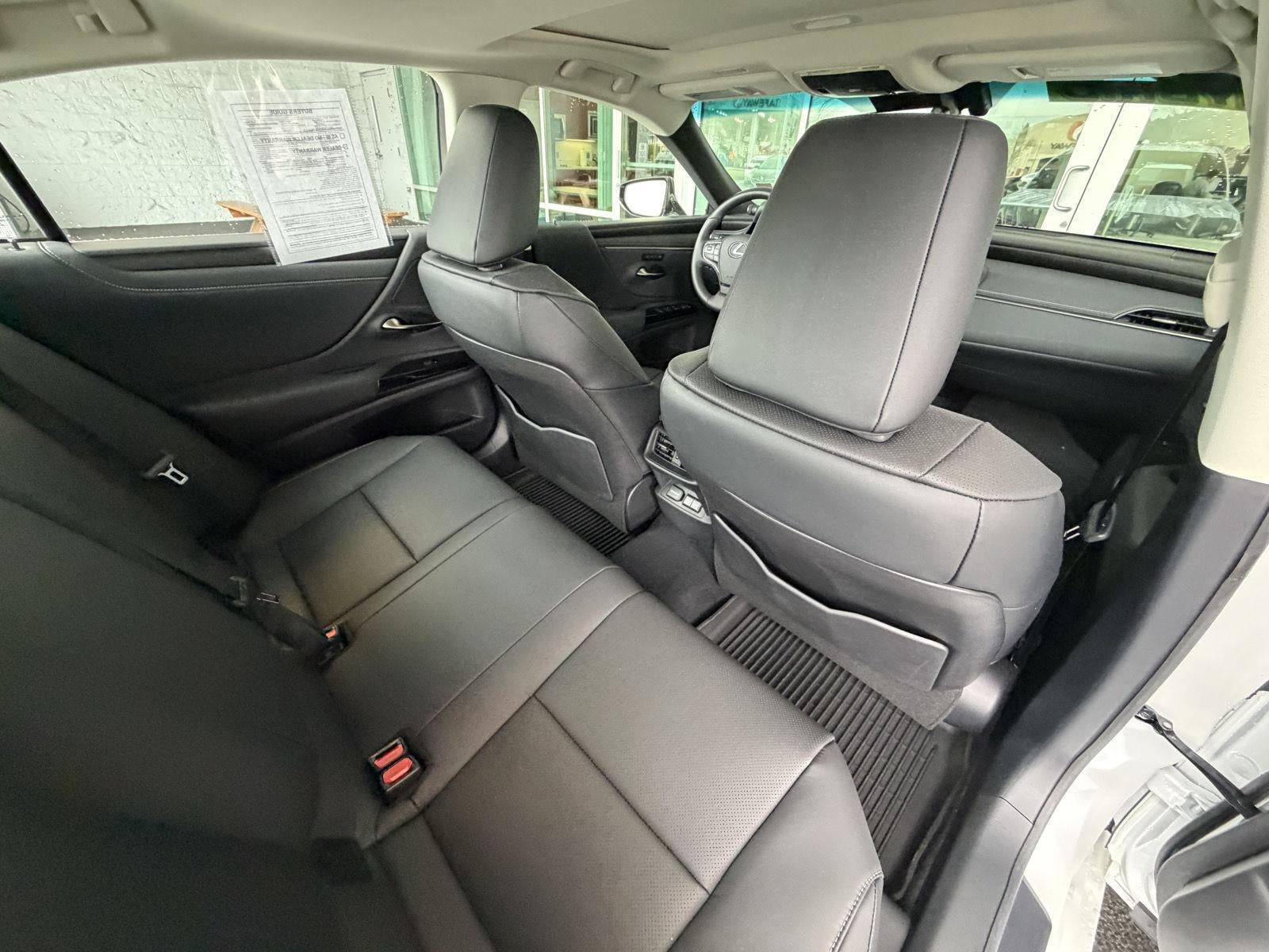 2025 Lexus ES ES 300h