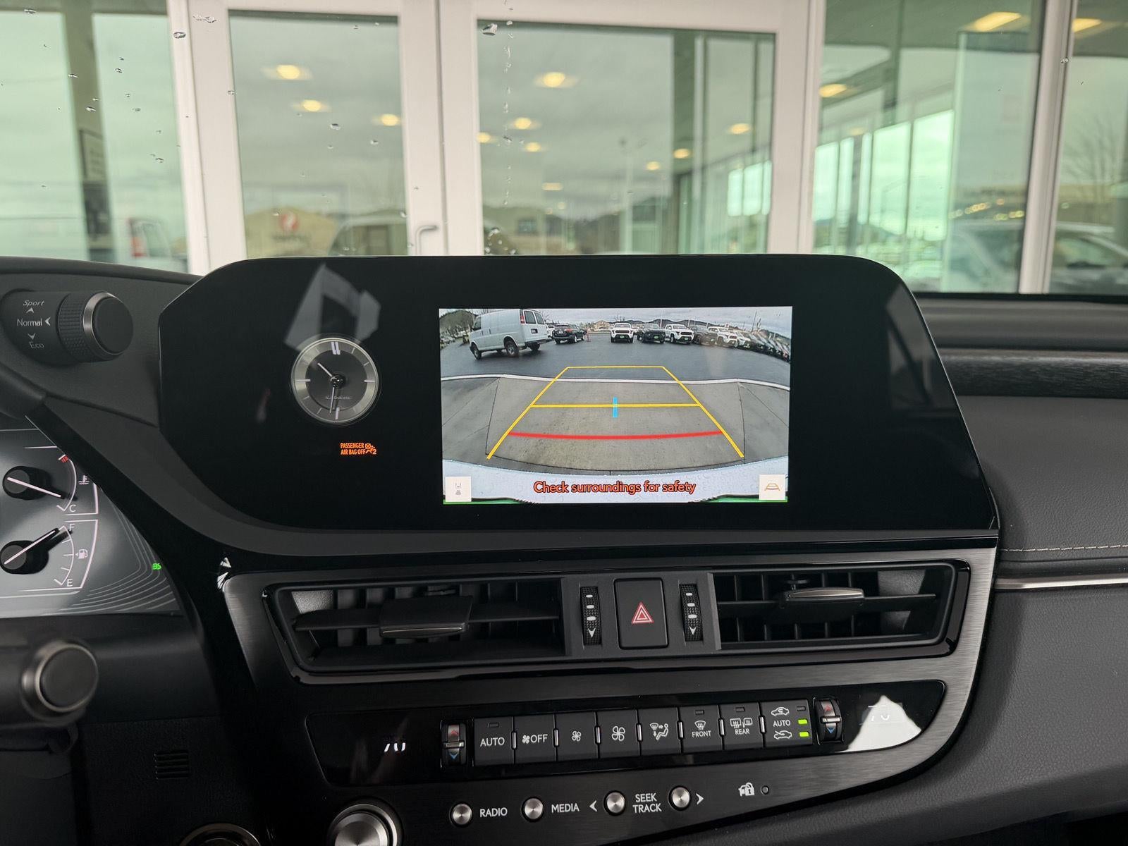 2025 Lexus ES ES 300h