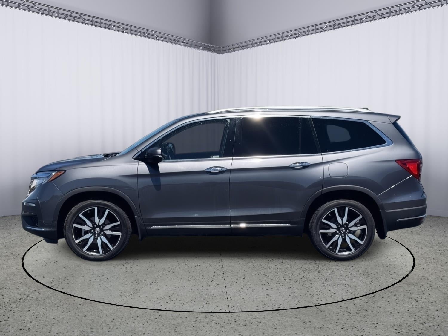 2019 Honda Pilot Touring 8-Passenger