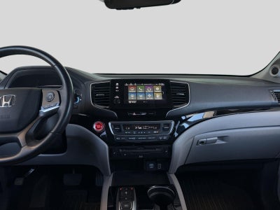 2019 Honda Pilot Touring 8-Passenger