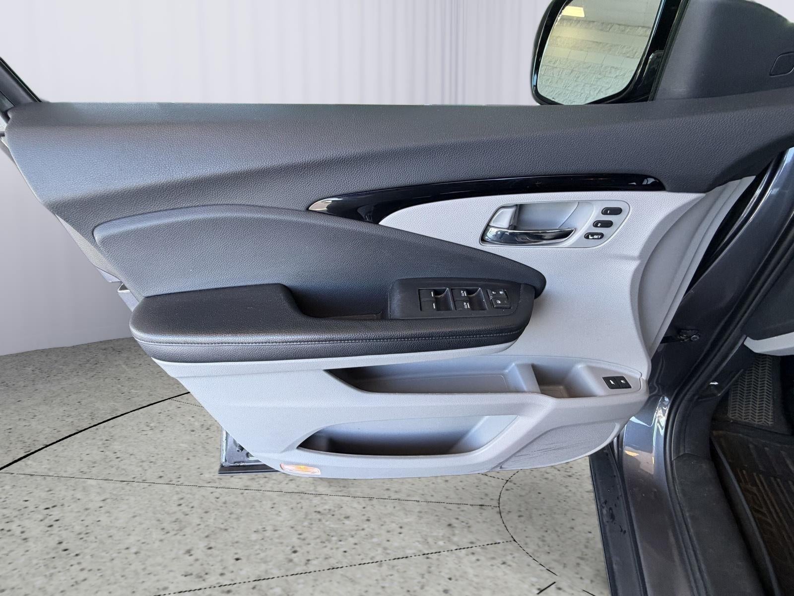 2019 Honda Pilot Touring 8-Passenger