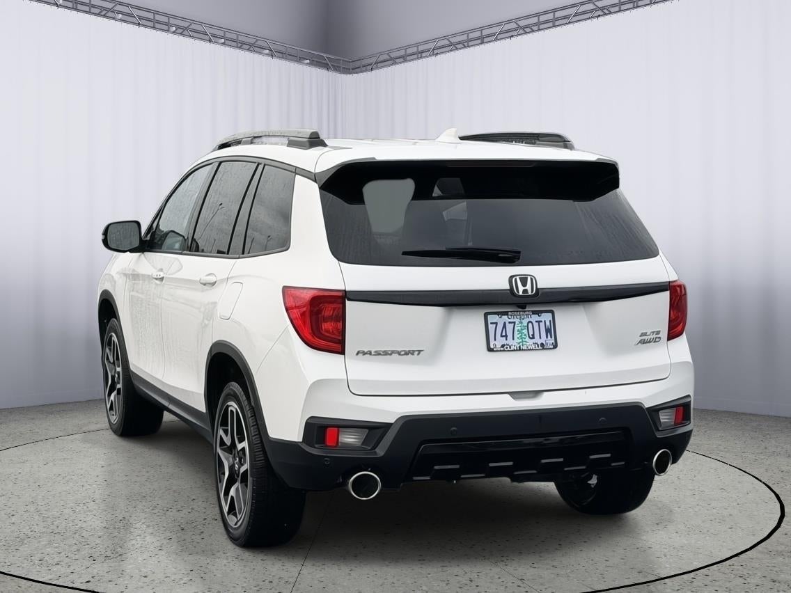 2023 Honda Passport Elite