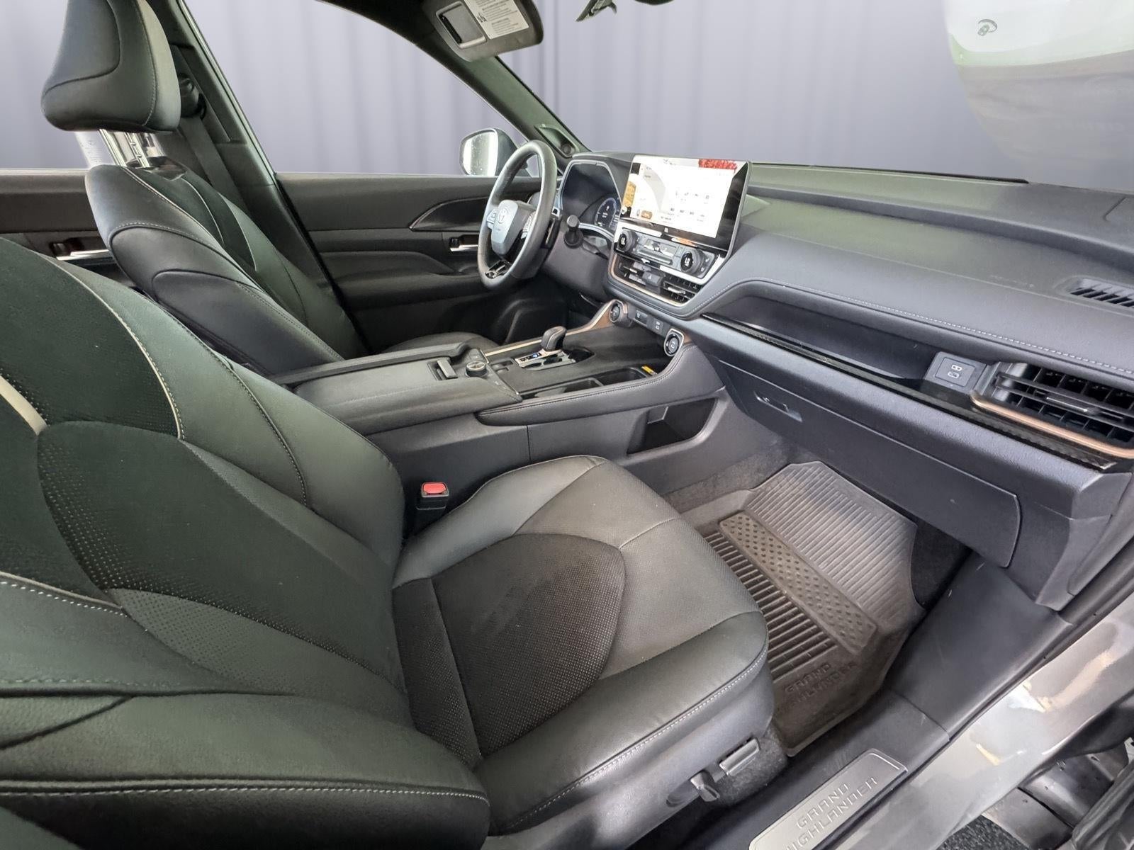 2025 Toyota Grand Highlander Hybrid MAX Limited