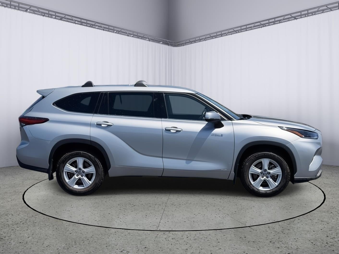 2021 Toyota Highlander Hybrid LE