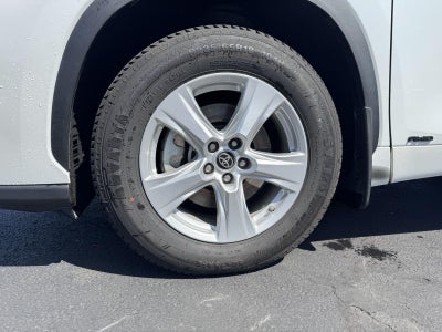 2023 Toyota Highlander Hybrid LE
