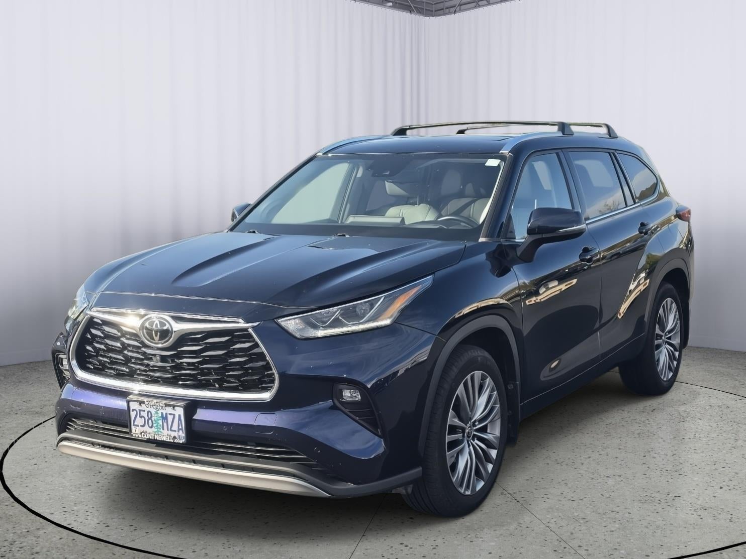 2021 Toyota Highlander Platinum