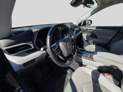 2021 Toyota Highlander Platinum