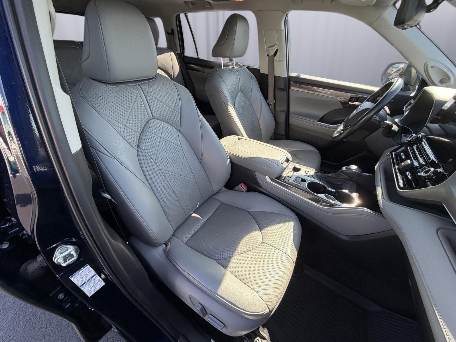 2021 Toyota Highlander Platinum