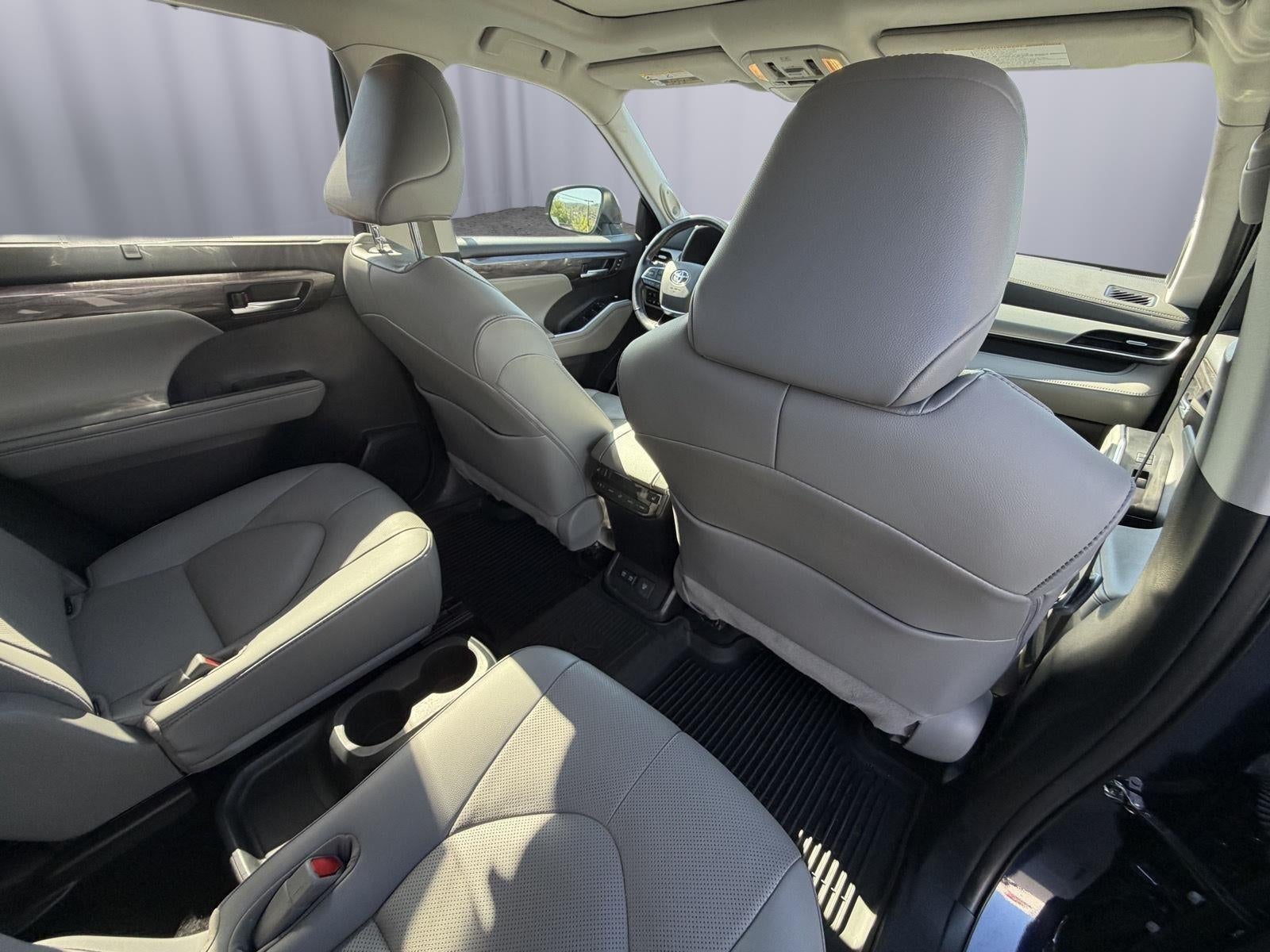 2021 Toyota Highlander Platinum