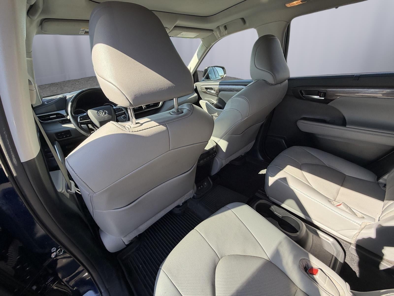 2021 Toyota Highlander Platinum