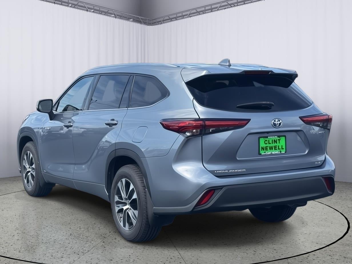 2021 Toyota Highlander Hybrid XLE