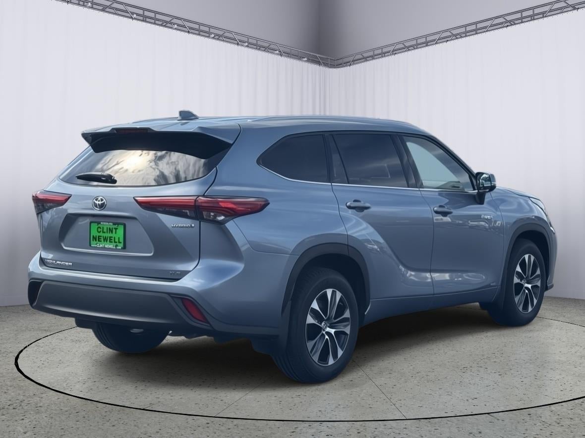 2021 Toyota Highlander Hybrid XLE