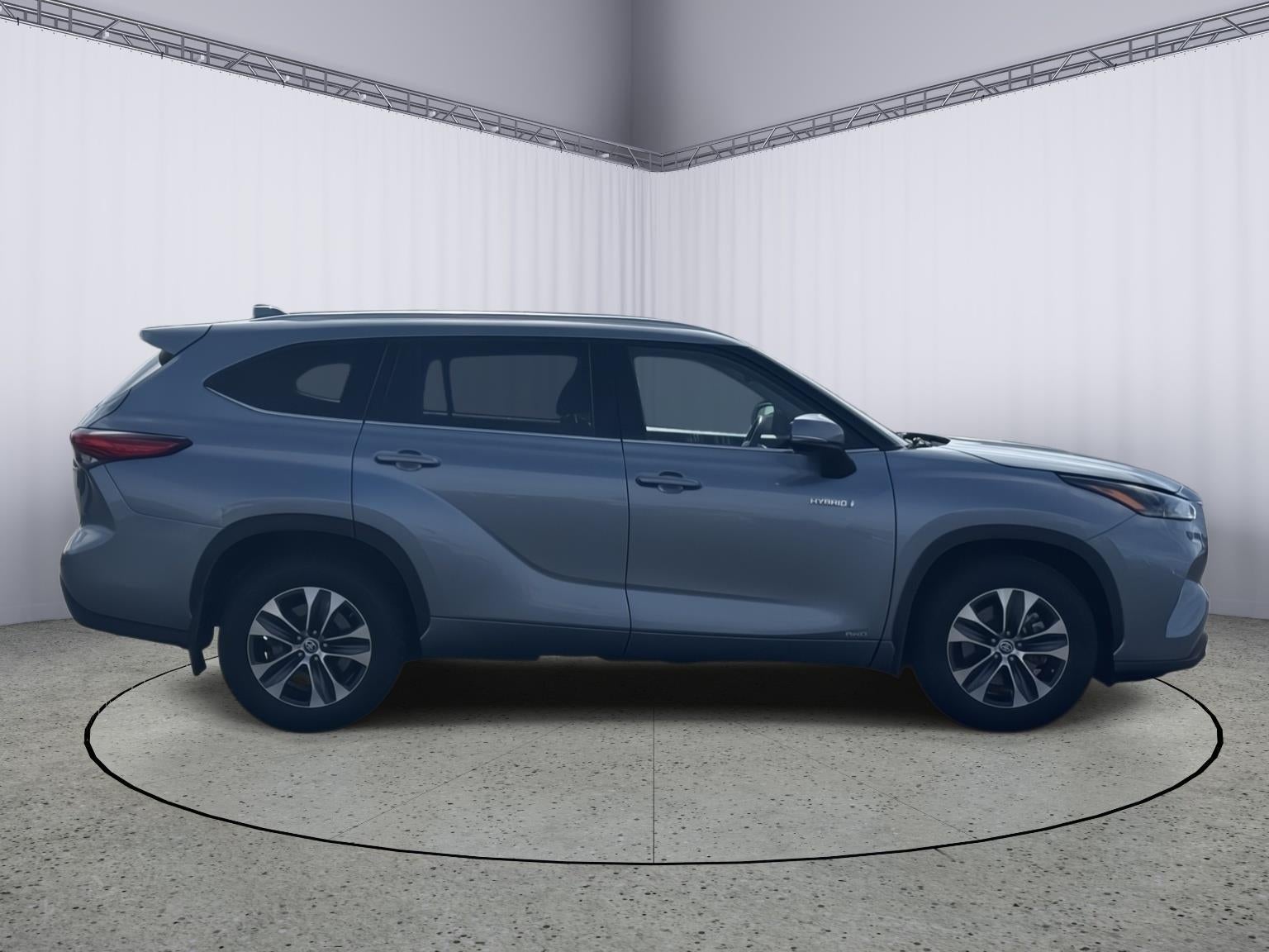 2021 Toyota Highlander Hybrid XLE