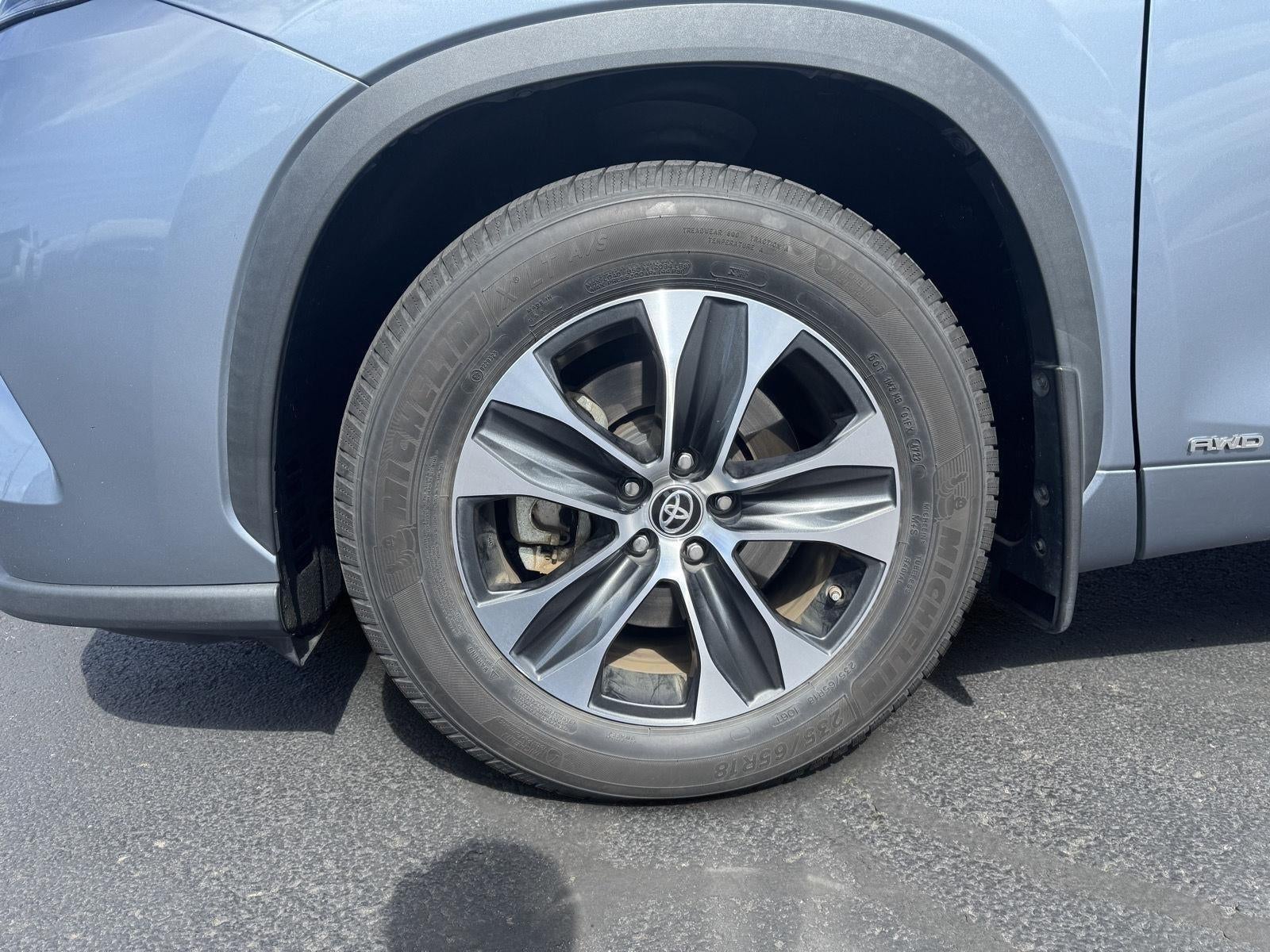 2021 Toyota Highlander Hybrid XLE