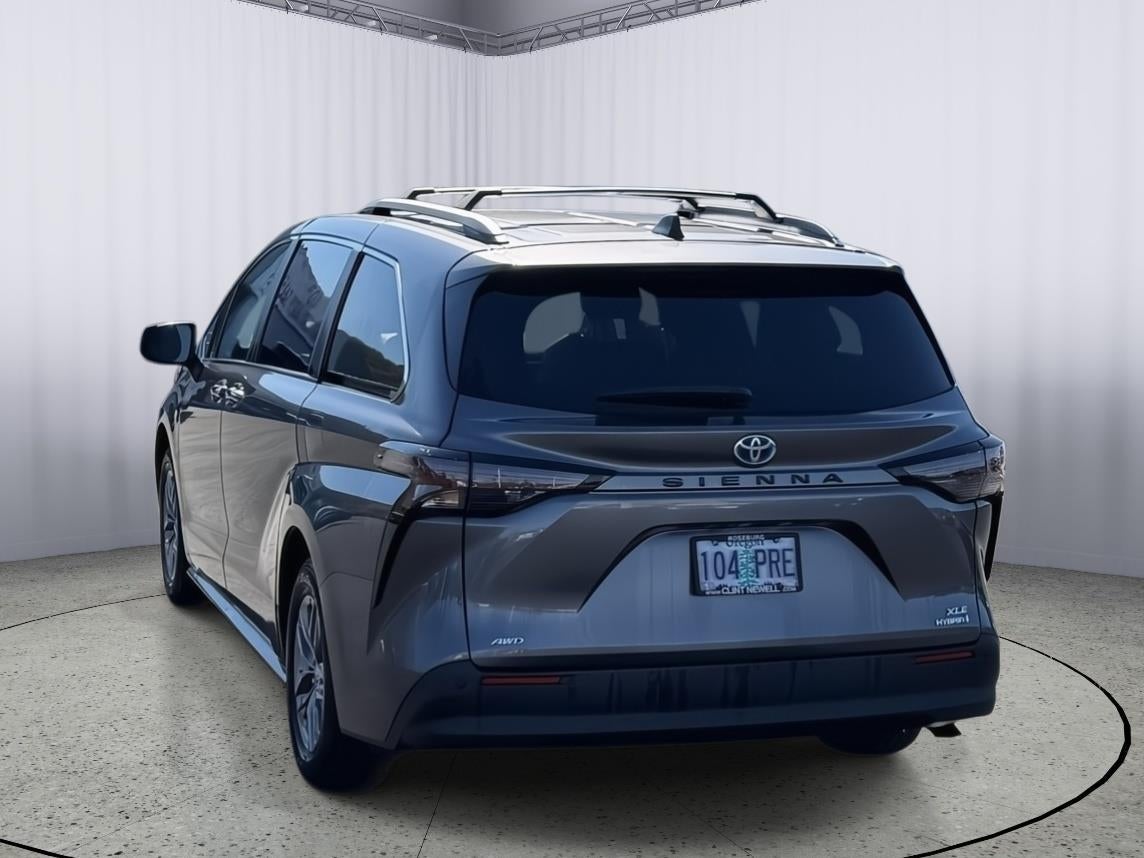 2024 Toyota Sienna XLE