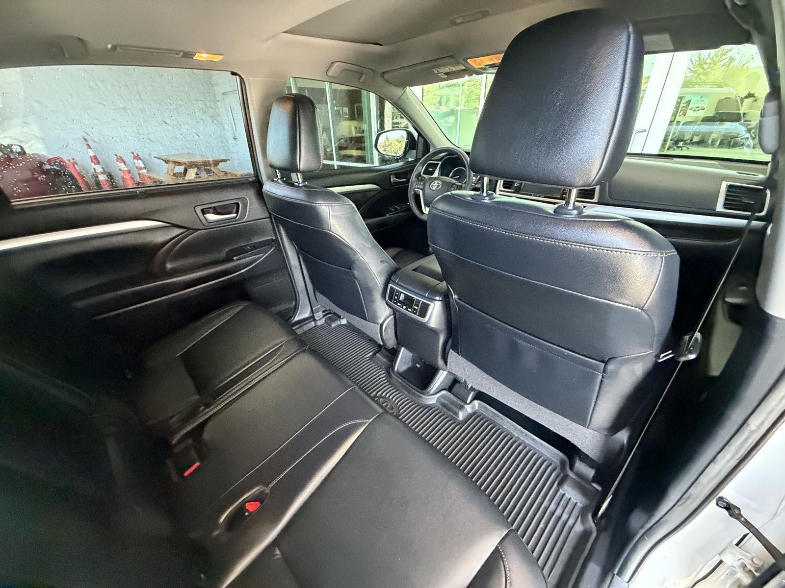 2019 Toyota Highlander SE
