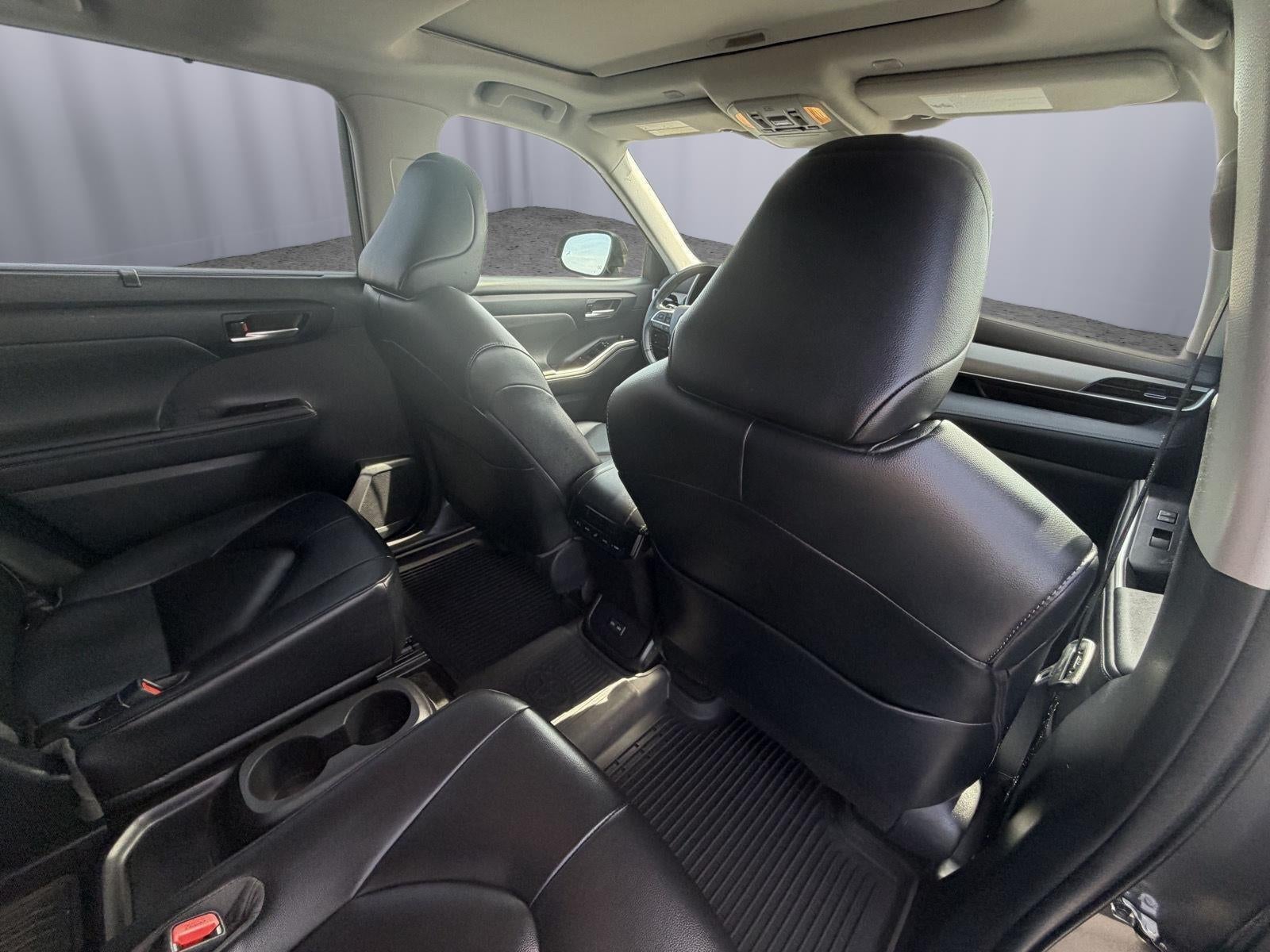 2023 Toyota Highlander Hybrid XLE