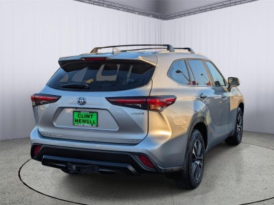 2024 Toyota Highlander Hybrid XLE