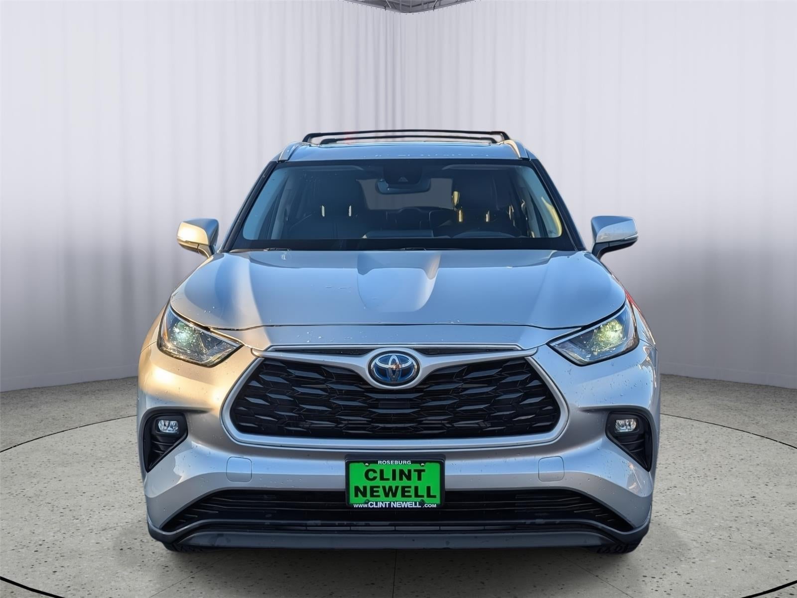 2024 Toyota Highlander Hybrid XLE