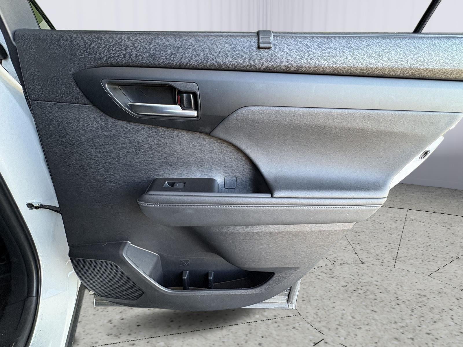 2026 Toyota Highlander Hybrid XLE