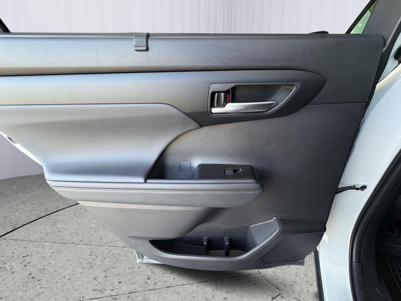 2026 Toyota Highlander Hybrid XLE